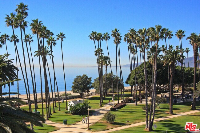 Building Photo - 701 Ocean Ave