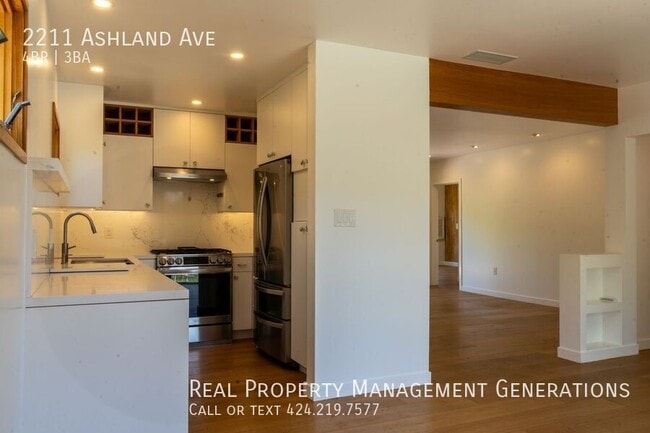 Building Photo - 2211 Ashland Ave