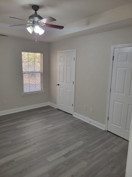 Building Photo - 3572 Confederate Dr