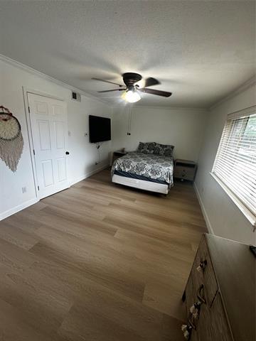 Building Photo - 10236 Regal Oaks Dr