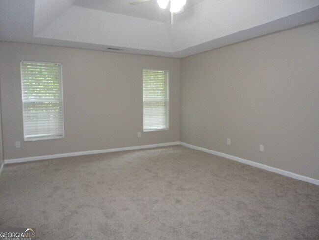 Building Photo - 1715 Crestwell Ln SW