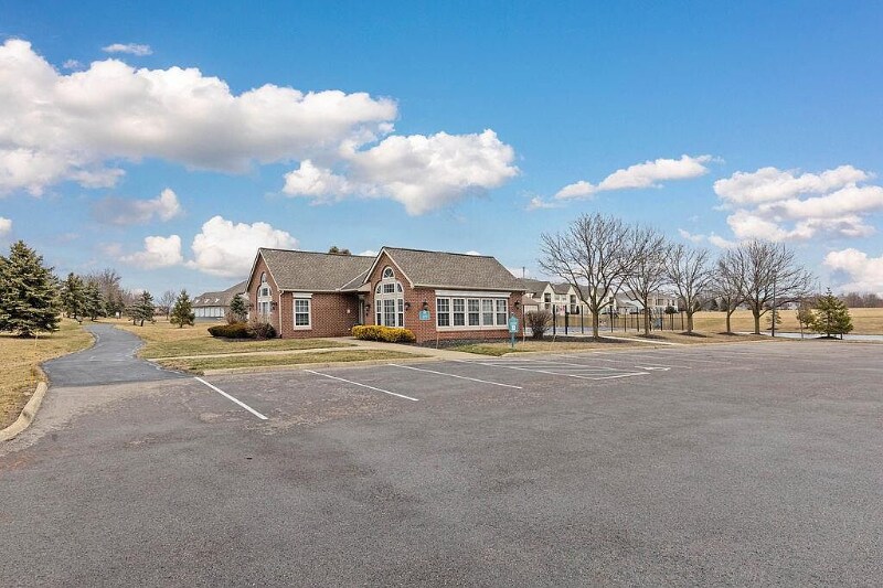 Building Photo - 773 Hidden Springs Dr