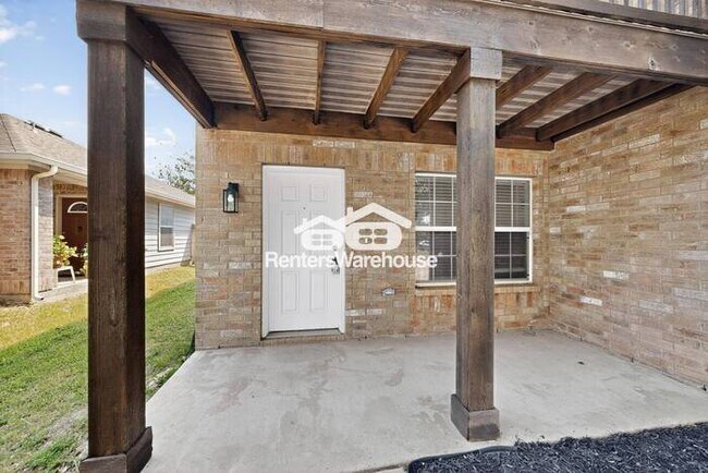 Building Photo - Haslet New Listing Completely Refreshed