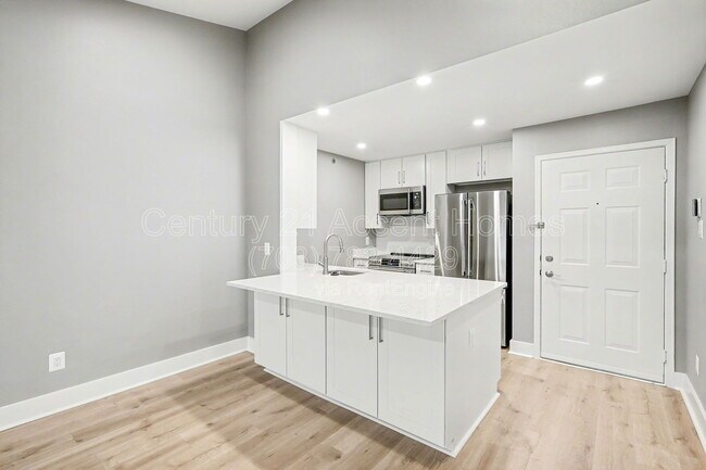 Building Photo - 3313 Wyndham Cir