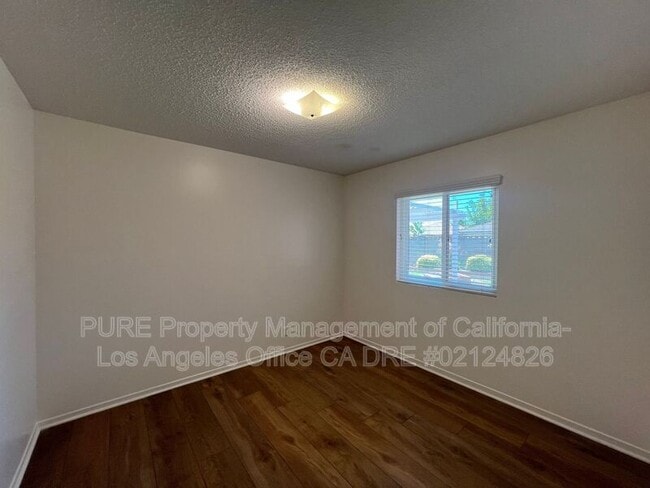 Building Photo - 19327 Reinhart Ave