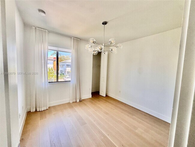 Building Photo - 8108 NW 48th Terrace