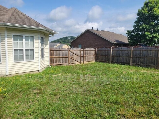 Building Photo - 7106 Anna Hulen Rd