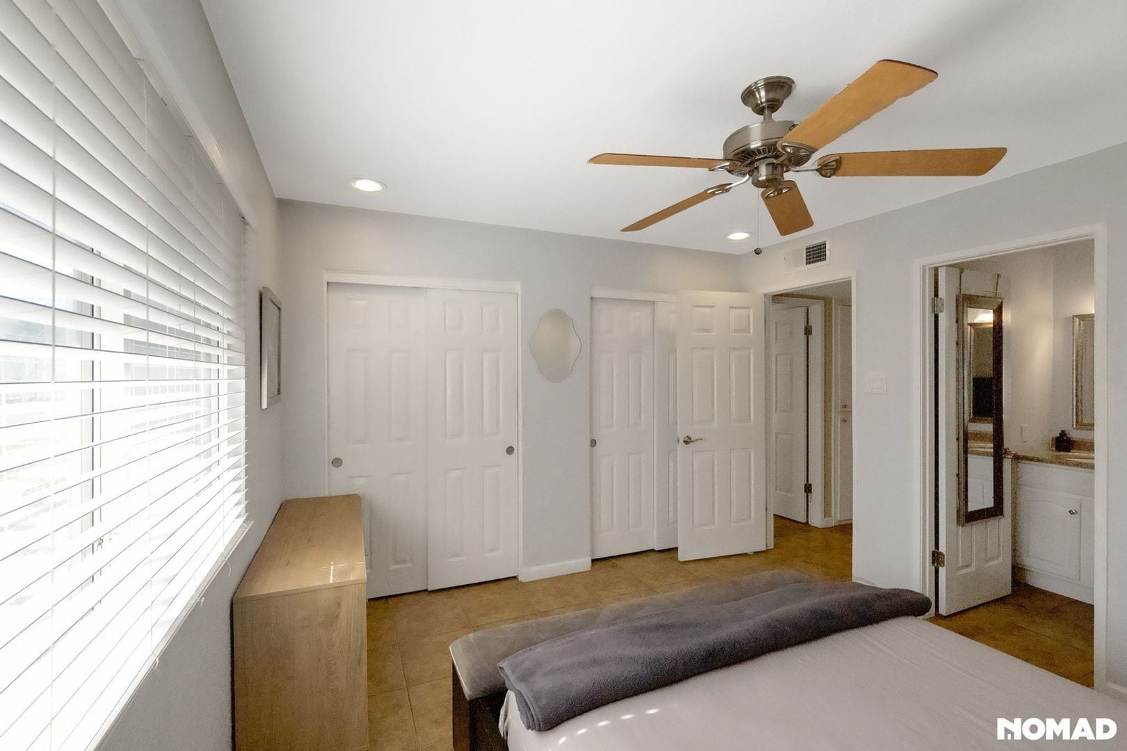 Building Photo - 1049 N Granite Reef Rd