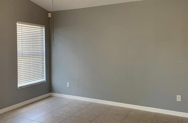 Building Photo - 2608 Brookshire Ct