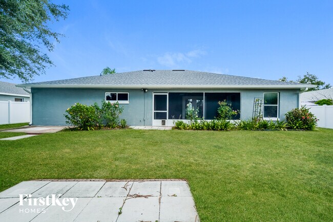 Building Photo - 1393 Pine Song Dr