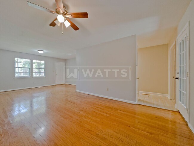 Building Photo - 3803 Crosby Dr
