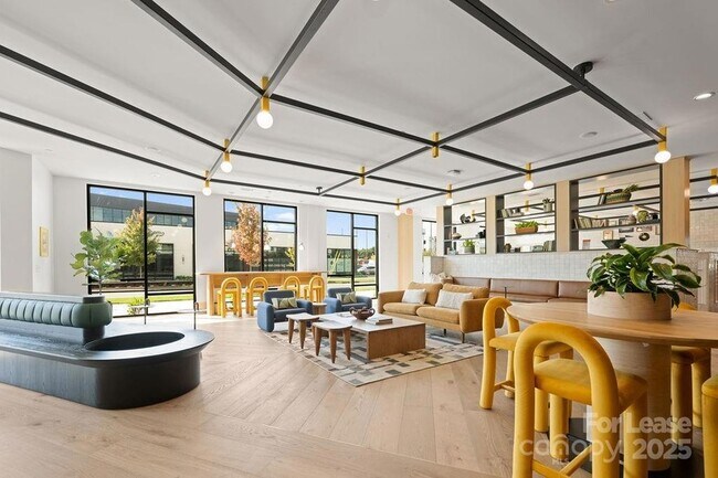 Building Photo - 4101 Raleigh St