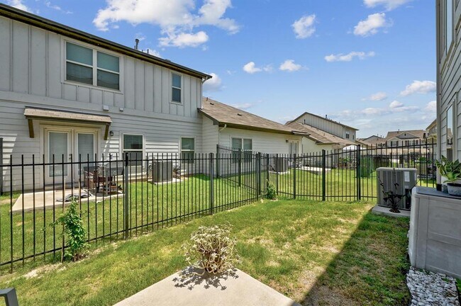 Building Photo - 1608 Airedale Rd