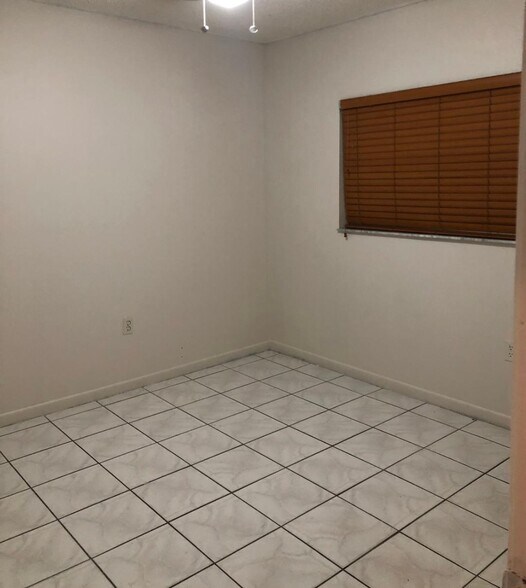 2nd Bedroom - 7643 W 29th Ln
