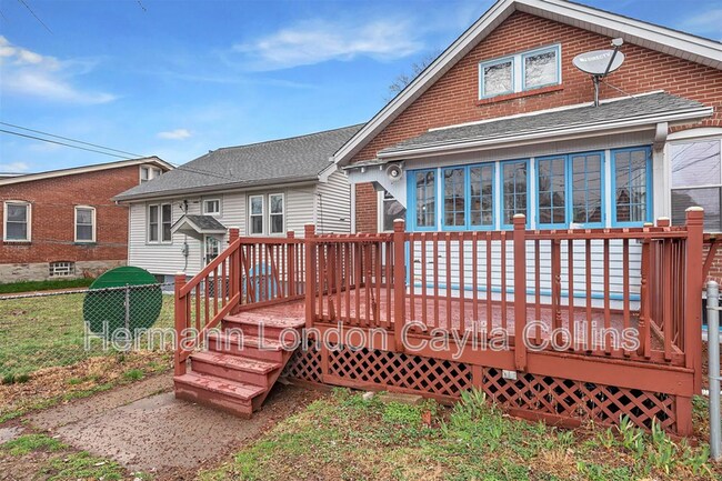 Building Photo - 5208 Robert Ave