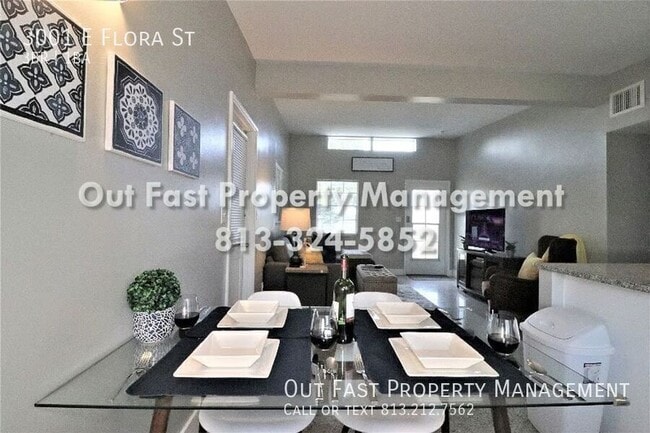 Building Photo - 3001 E Flora St