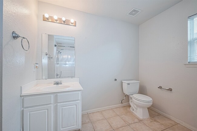 Building Photo - 12927 Pale Ivy Ln