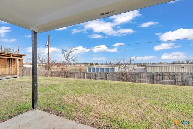 Building Photo - 4205 Thunder Creek Dr