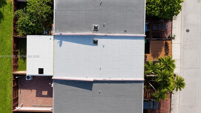 Building Photo - 6326 SW 139th Ct