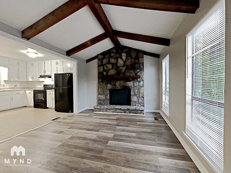 Building Photo - 37 Freda Jane Ln