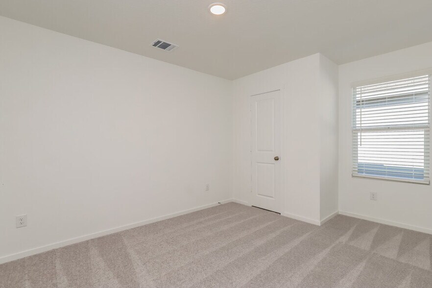 Building Photo - 11533 Chestnut Barr Dr