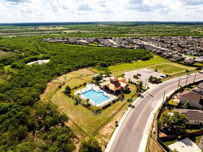 Building Photo - 11734 Pelican Cove