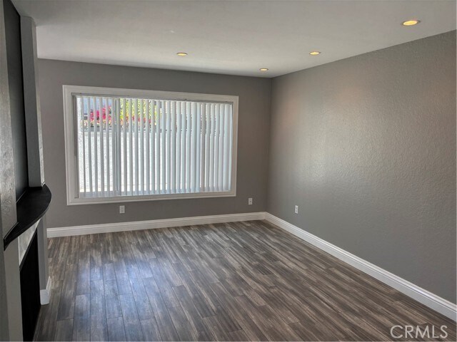 Building Photo - 4681 Twintree Dr