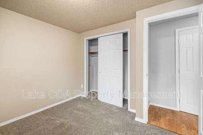 Building Photo - 908 N 2nd St