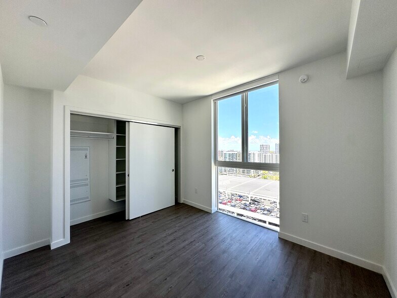 Building Photo - 234 NW 17th St