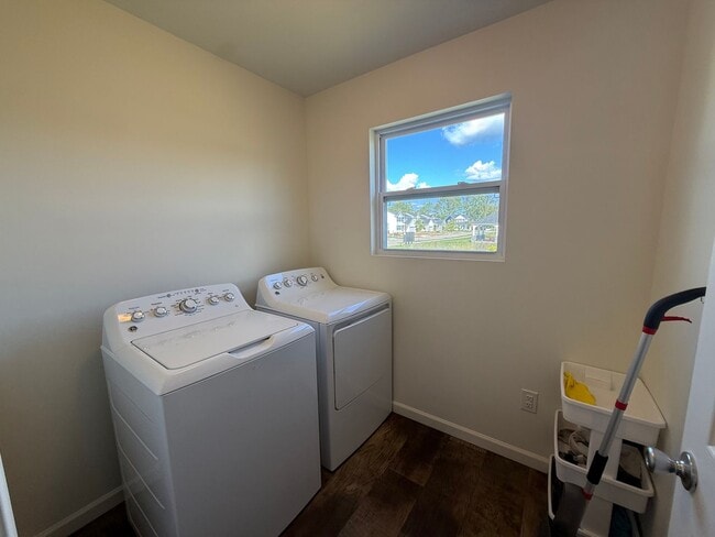 Building Photo - Spacious & Partially Furnished 5-Bedroom Colonial in Allendale's Maple Pond Community