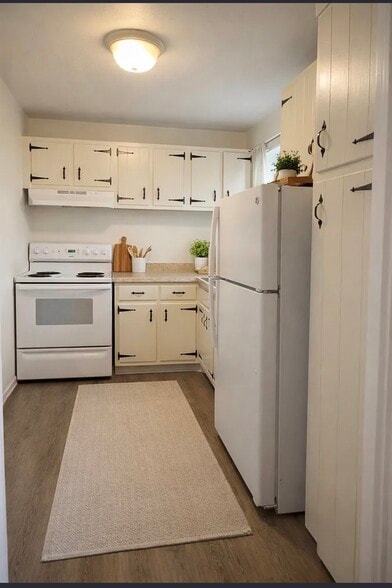 Building Photo - 216 N Monroe St