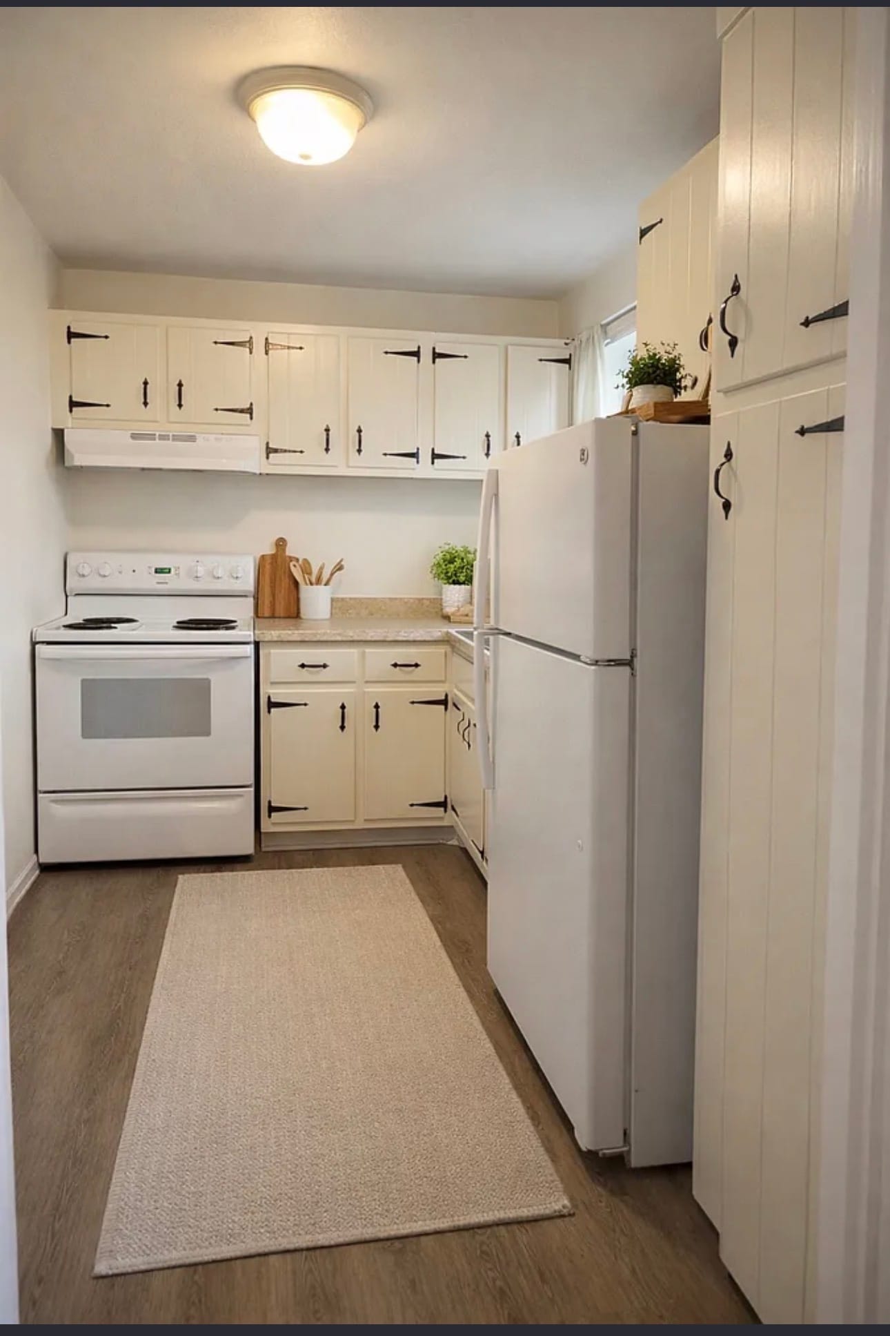 Building Photo - 216 N Monroe St