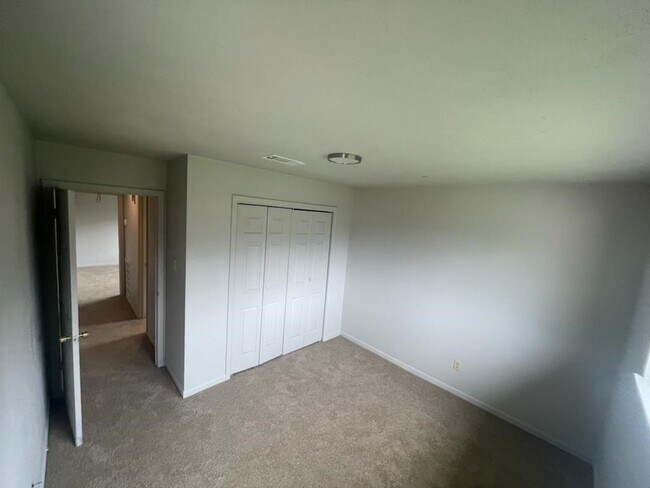 Building Photo - 12779 Enchanted Path Dr