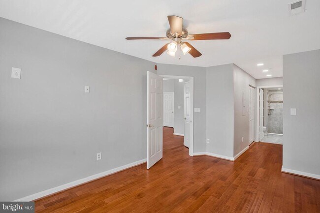 Building Photo - 502 Mathias Hammond Way