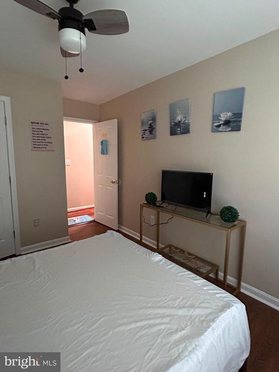 Building Photo - 8 Trout Lily Ct