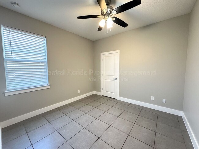 Building Photo - 9 Orchid Ln