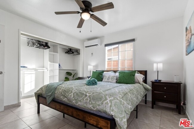 Building Photo - 38457 Sumac Ave