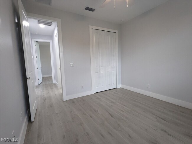 Building Photo - 3027 SW 16th Pl