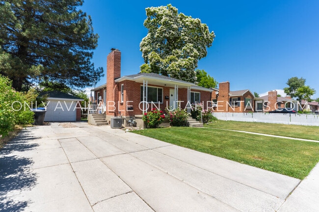 Building Photo - 1345 N 300 W