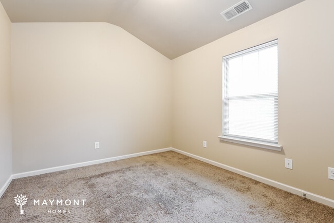 Building Photo - 224 Bandelier Cir