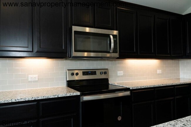 Building Photo - Modern Comfort & Big Savings! Gorgeous Ranch Home Now $1995