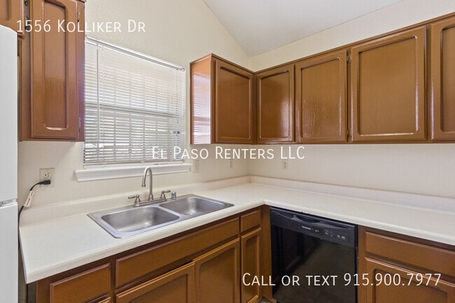 Building Photo - 1556 Kolliker Dr