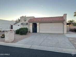 Building Photo - 25258 S Pinewood Dr