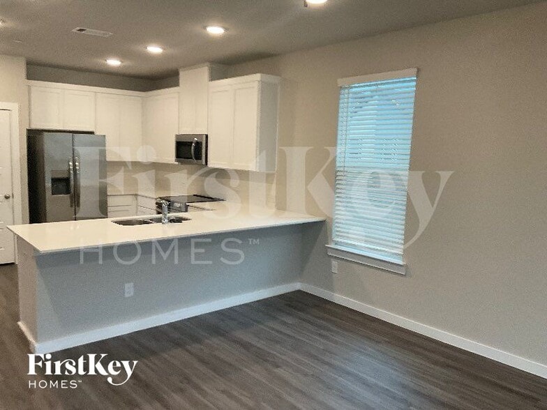 Building Photo - 18436 Idyllic Aly