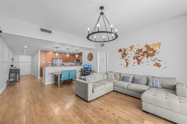Building Photo - 7901 Hispanola Ave