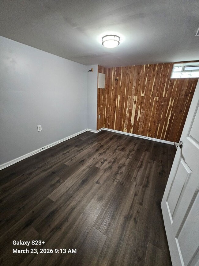 Building Photo - EDGEWOOD - SINGLE FAMILY RANCHER