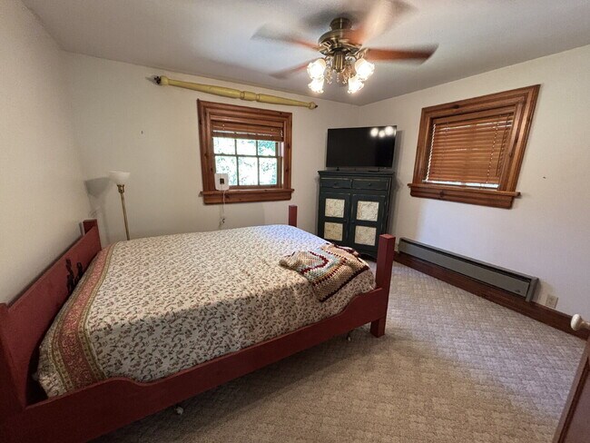 Building Photo - Unique fully furnished 1-2 bedroom property secluded on Newtown Road ten minutes from Placerville!