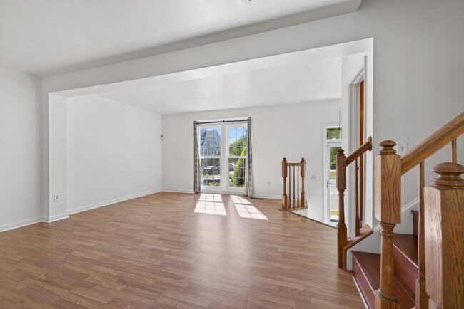 Building Photo - 9274 Caladium Dr