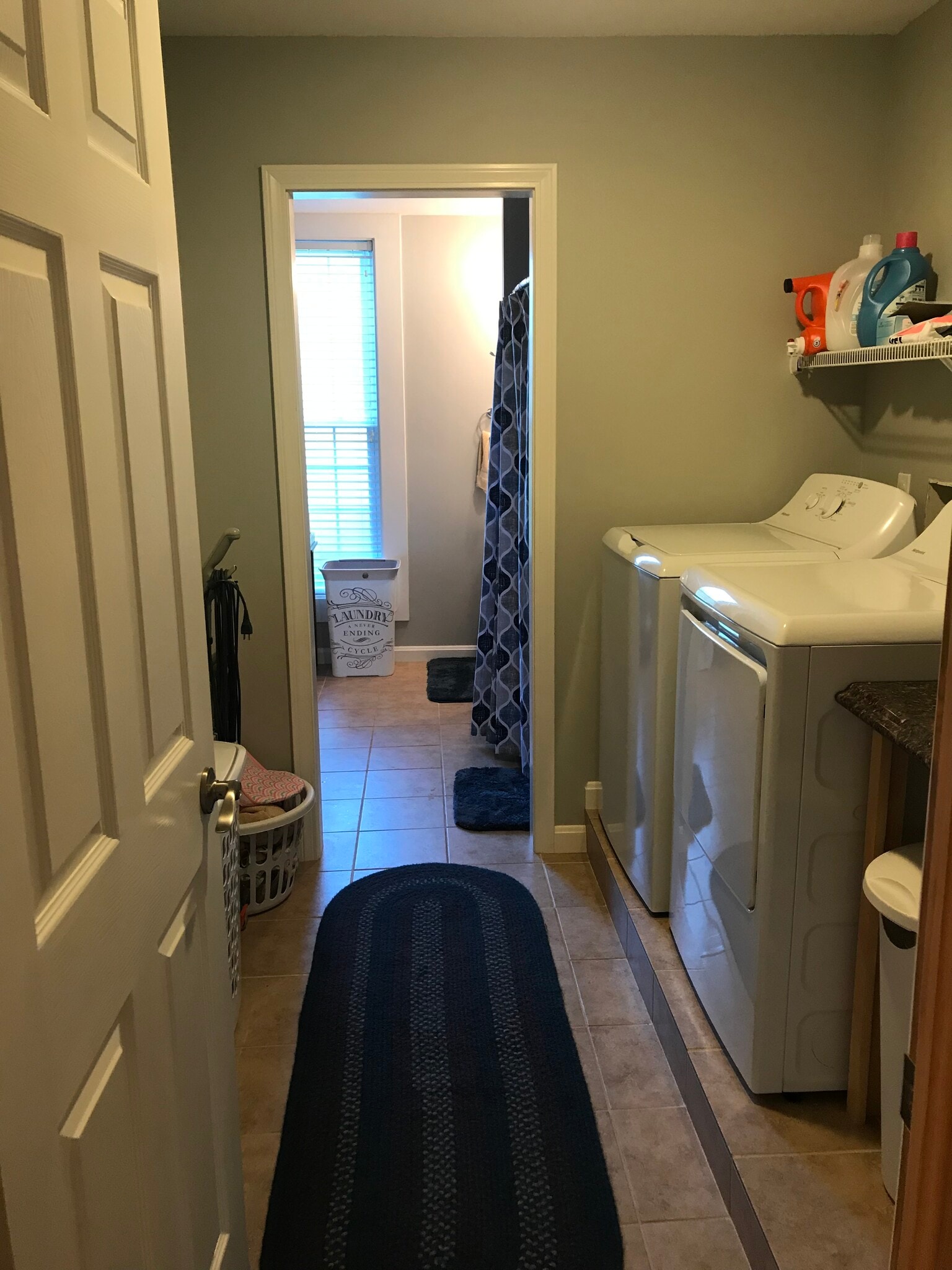 Laundry Room - 11031 Edinboro Rd
