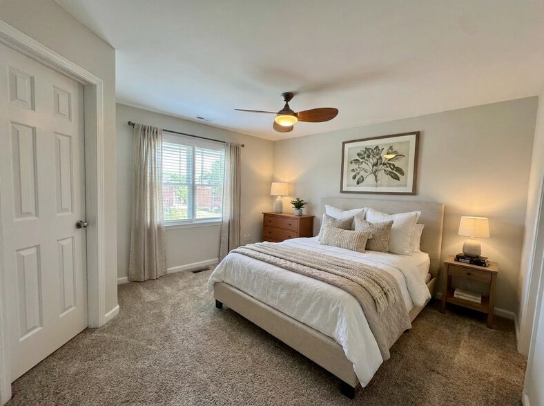 primary bedroom - 1106 Bungalow Park Dr